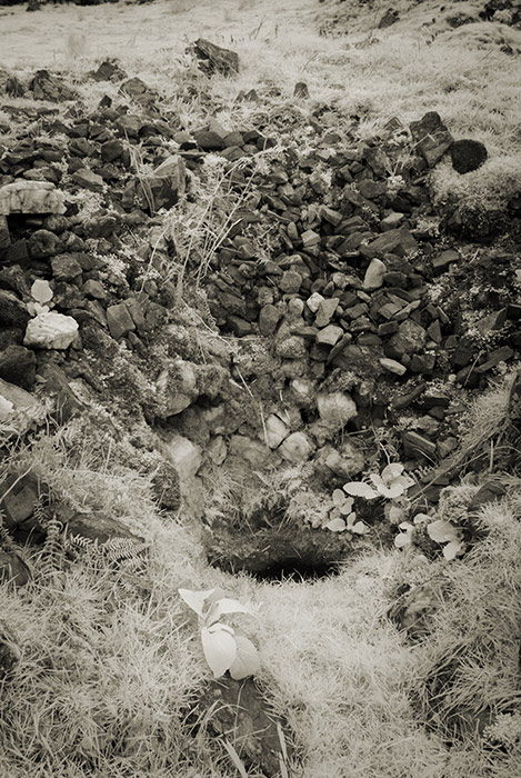 Kilcar old church - Cairn and Holy Well
