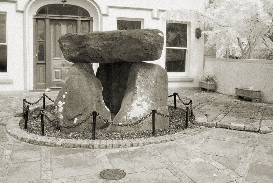 ballylumford-dolmen-3