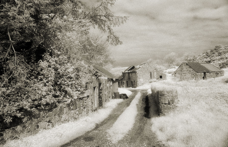 Derelict Ireland - Deserted cottages