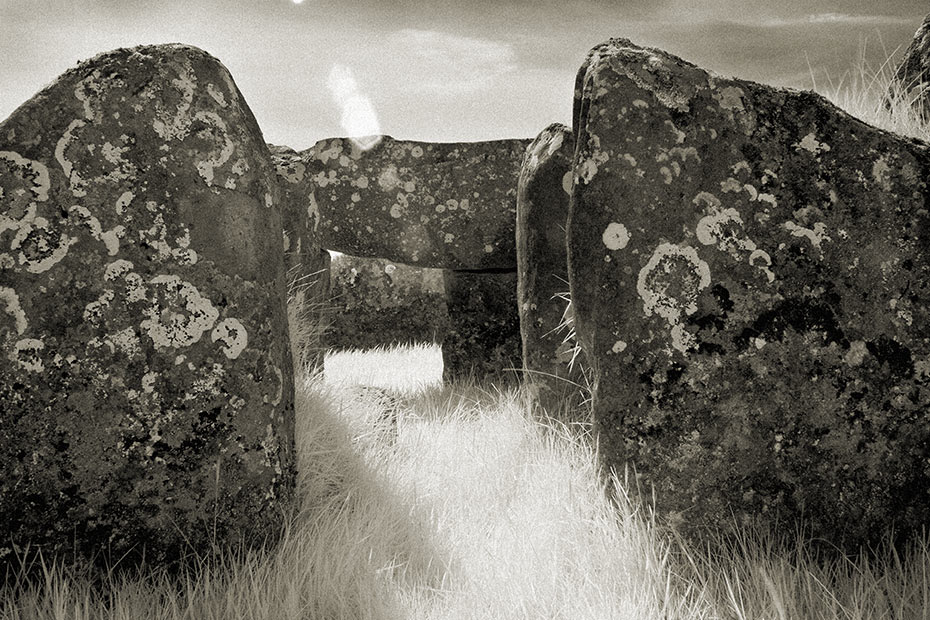 knockoneill-court-tomb-2