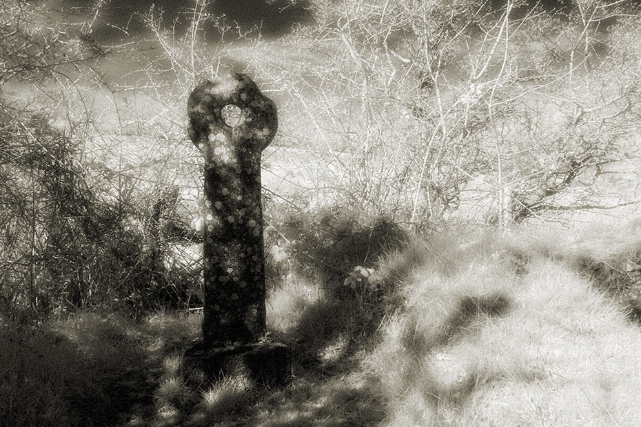 layd holed-stone cross