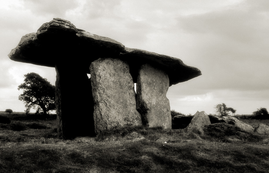 Poulnabrone Dolmen