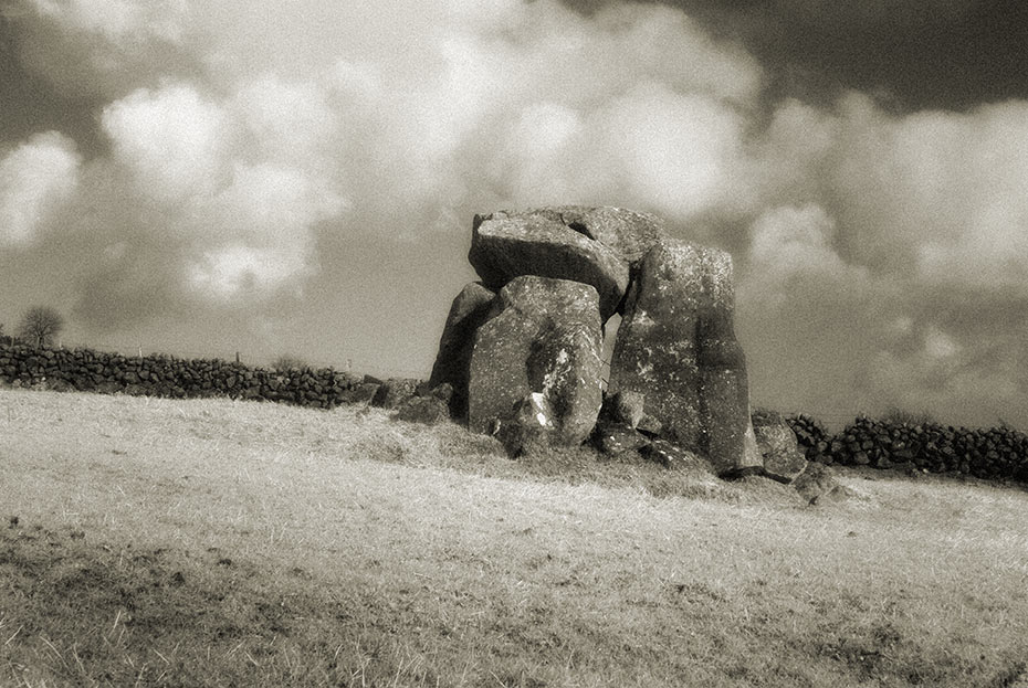 ticloy-dolmen-1