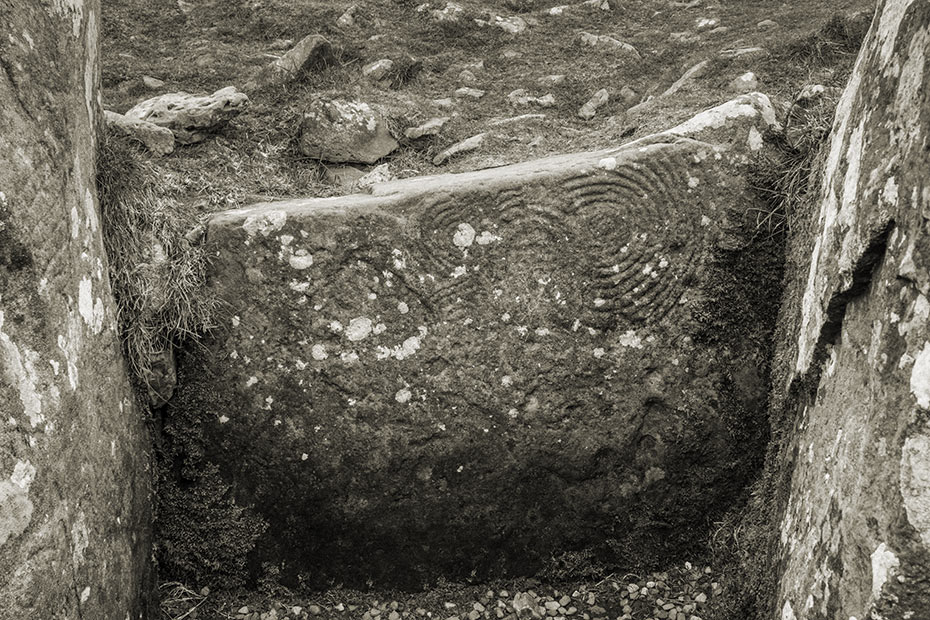 Cairn U, Loughcrew Megalithic Complex