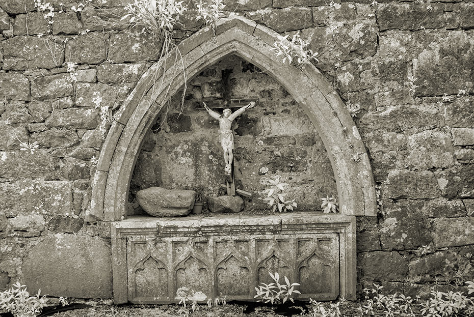 Old Kiltartan Church and Graveyard