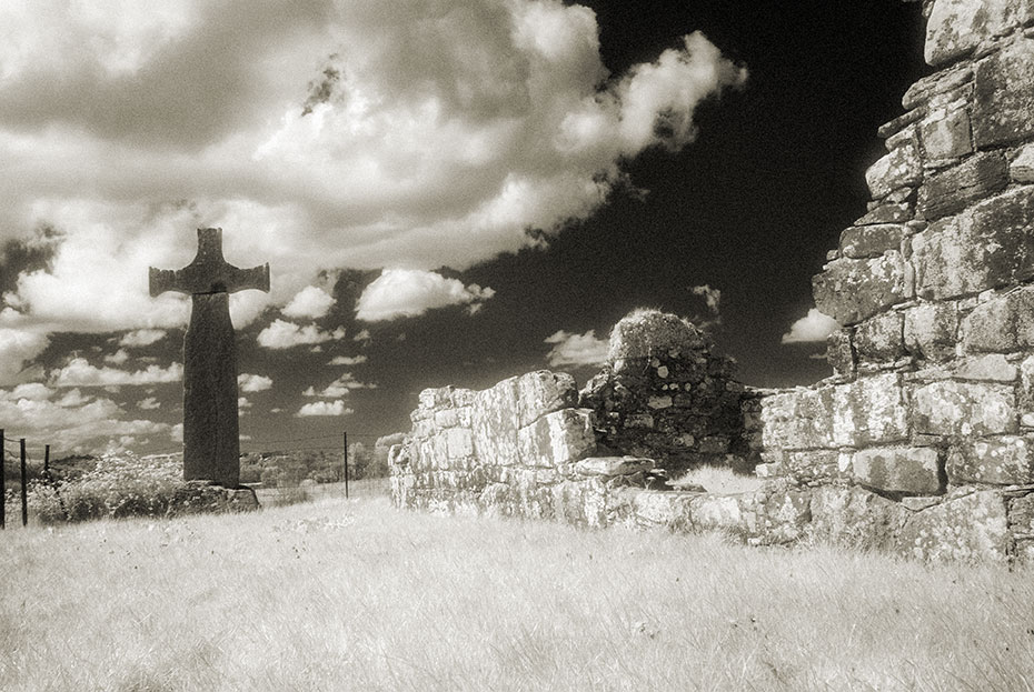 Inishmacsaint High Cross