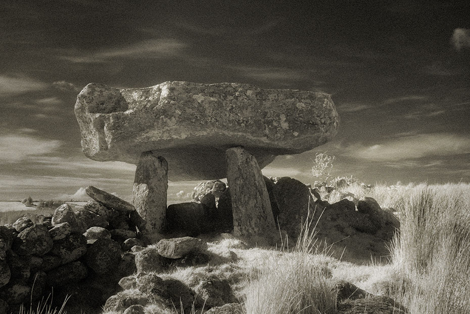 The Giant's Griddle - Tawnatruffaun Dolmen