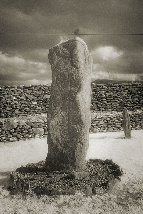 Reask Cross Pillar