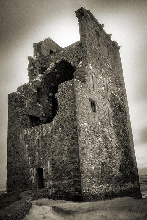 Carrigafoyle Castle