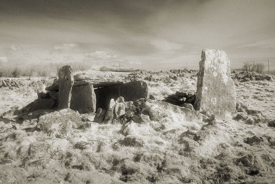 Creevagh Wedge Tomb, Black & White